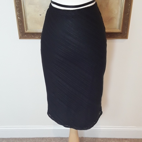 NWT Express black skirt - Picture 4 of 6
